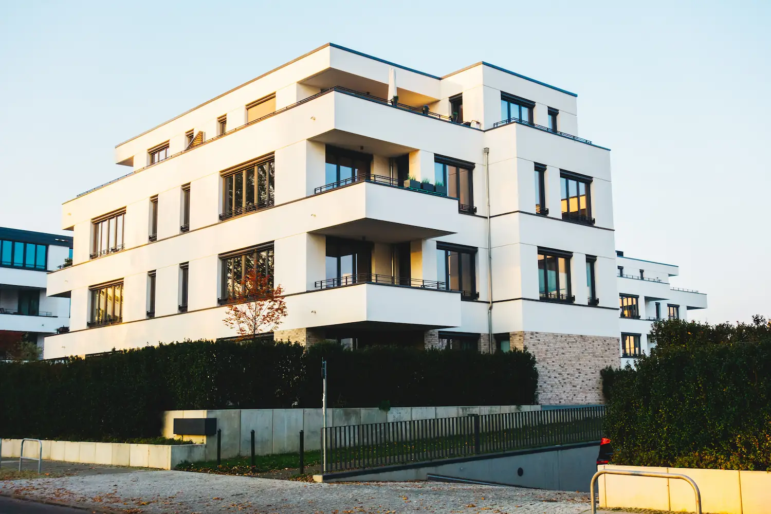 Wer trägt die Kosten für die Hausverwaltung? Mieter oder Eigentümer?